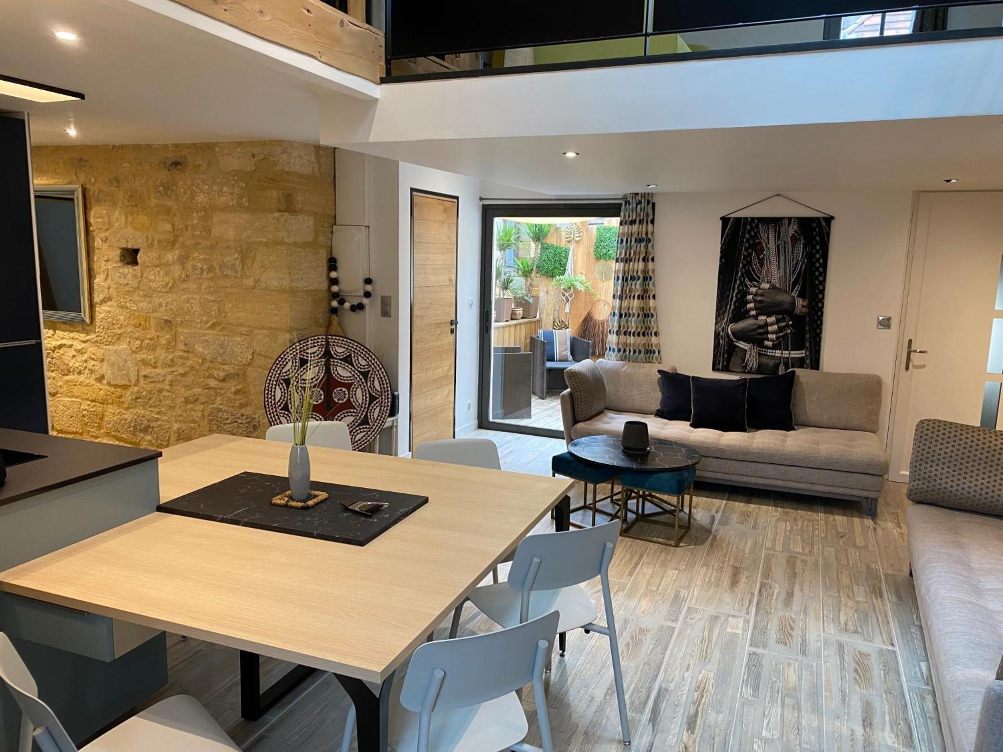 Appartement Avec Terrasse & Parking Sarlat Centre エクステリア 写真